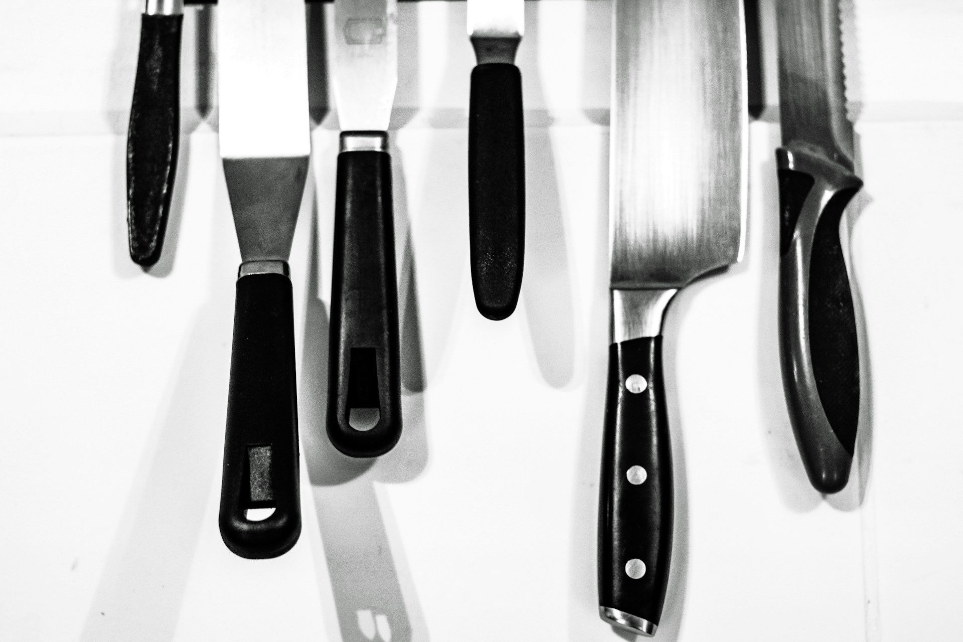 Top 10 Must-Have Kitchen Gadgets That Will Revolutionize Your Cooking
