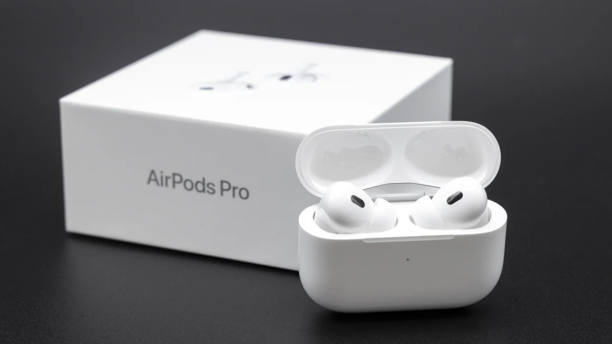 AirPods Pro vs. Sony WF-1000XM4 The Battle for the Best Wireless Earbuds