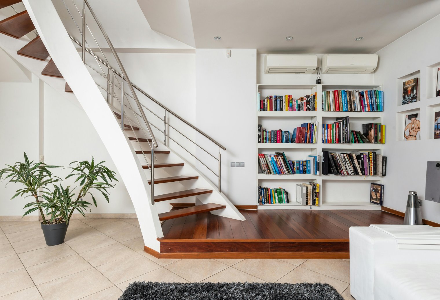 Sharing a One-Bedroom Apartment With Three Generations of Family