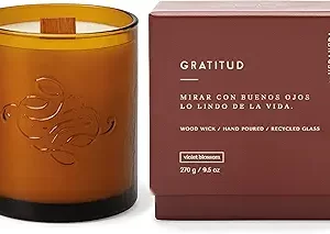 Gratitud Candle Violet Blossom - Premium Fragrance with Lavender, Sage and Bay Leaf Scents & Spicy Notes - Scented Candles for Soothing Atmosphere & Ultimate Gift for Any Occasion
